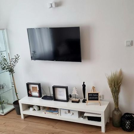 Apartman H8 벨로바르 외부 사진