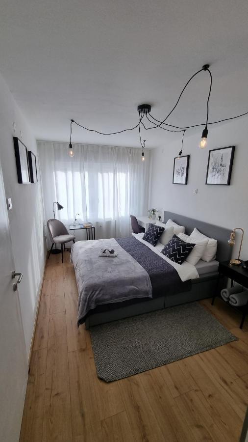 Apartman H8 벨로바르 외부 사진