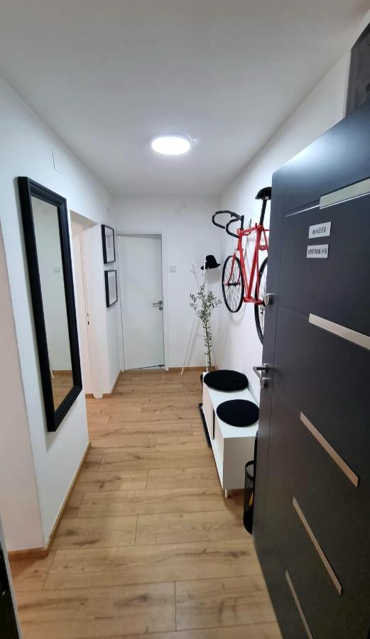 Apartman H8 벨로바르 외부 사진