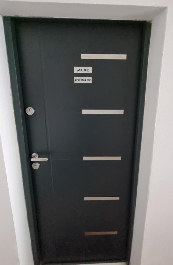 Apartman H8 벨로바르 외부 사진