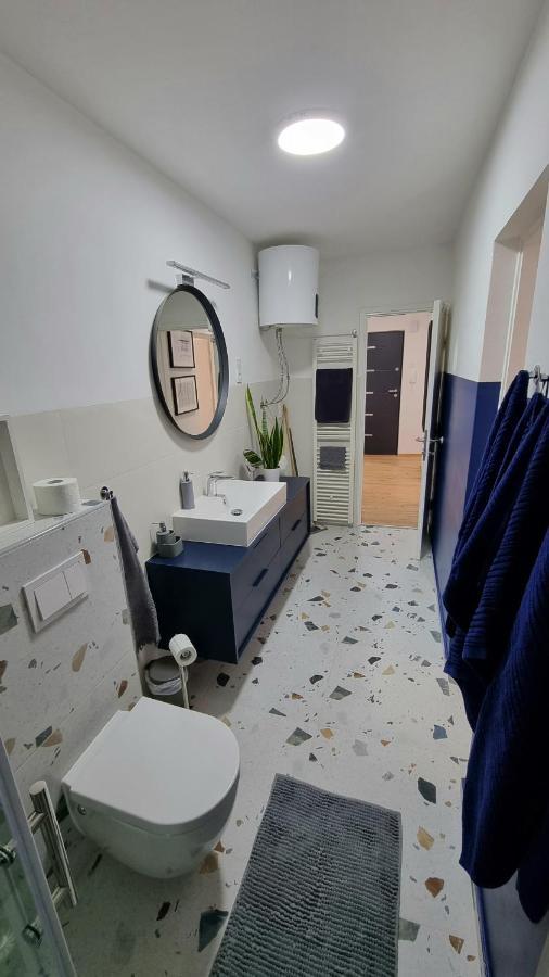 Apartman H8 벨로바르 외부 사진